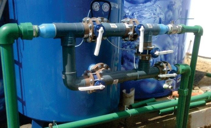 Filtros y válvulas de un sistema de tratamiento de agua